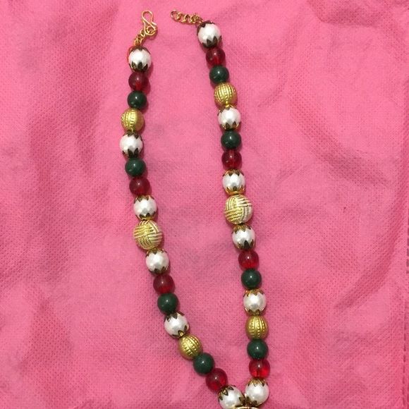 New Necklace set - Picture 4 of 4